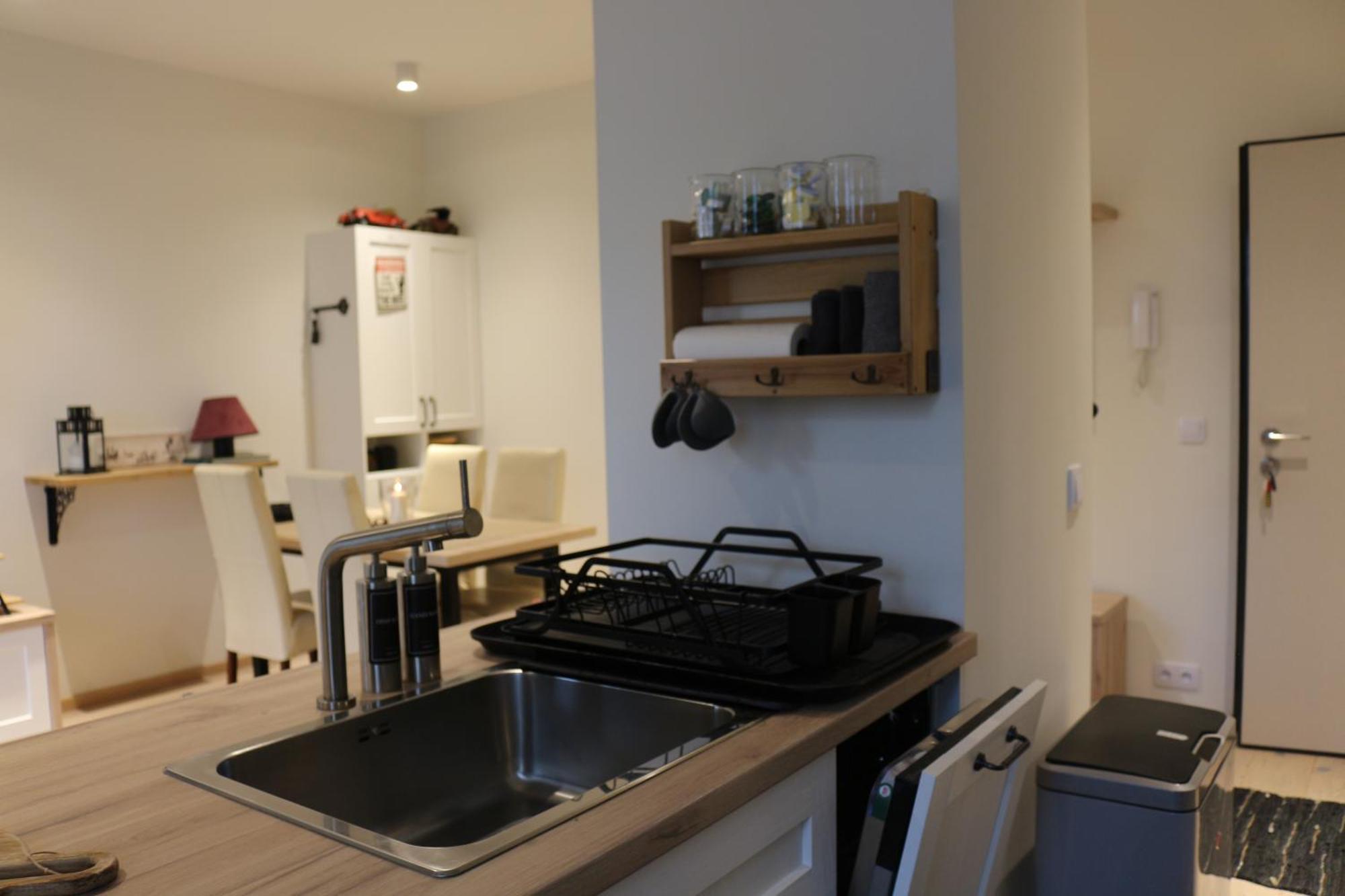 Relax&Comfort New Waw 50 Sqm With Terrace, Garden, Free Parking And Ac Warsaw Ngoại thất bức ảnh