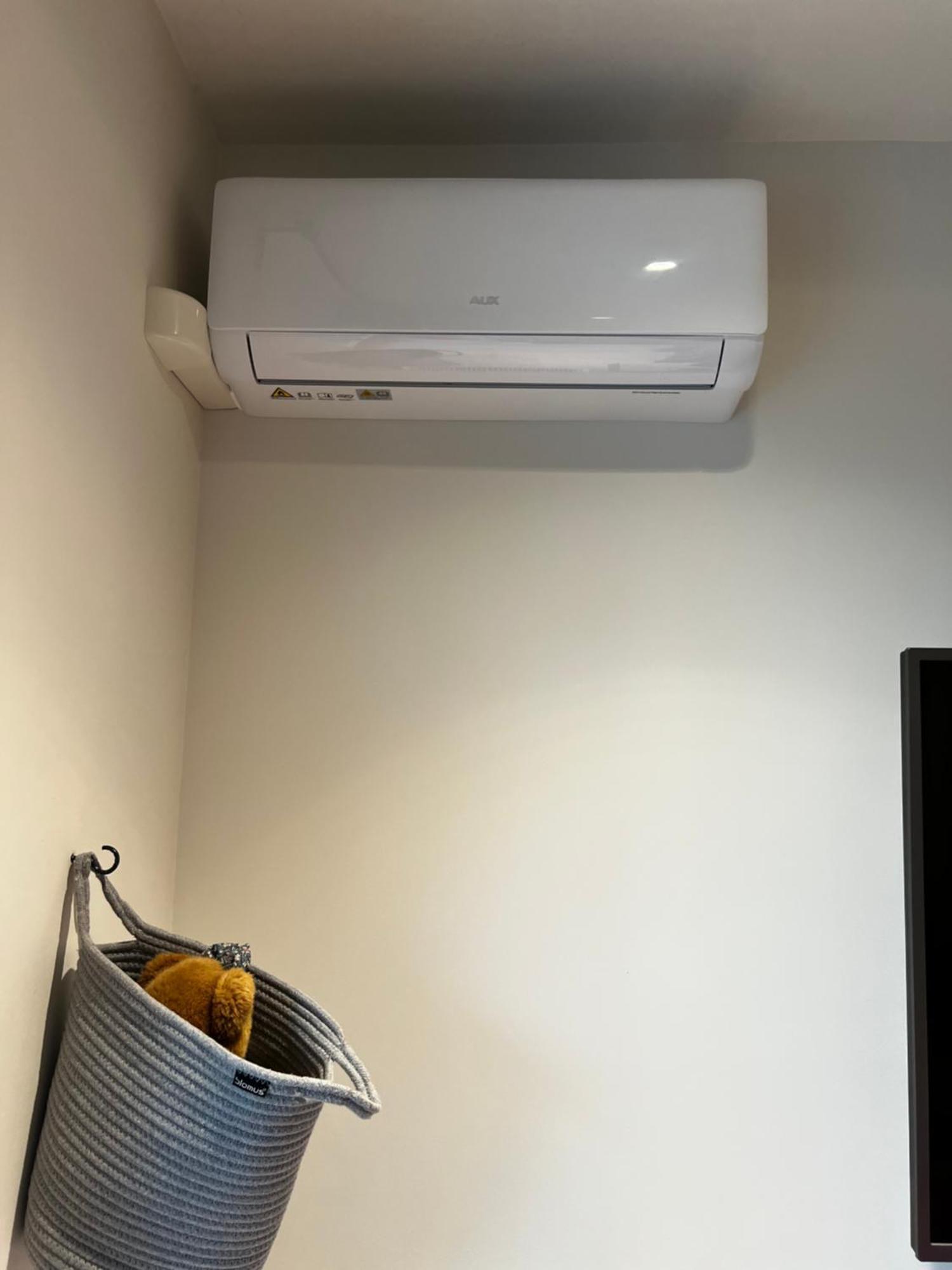 Relax&Comfort New Waw 50 Sqm With Terrace, Garden, Free Parking And Ac Warsaw Ngoại thất bức ảnh